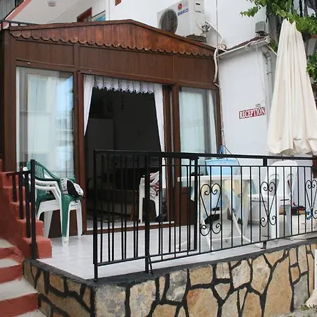 Caretta Gazde/Camere de închiriat Kaș